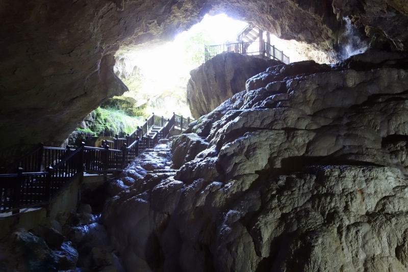 カクルック洞窟